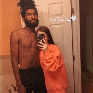 Meet your Posher, Dakota